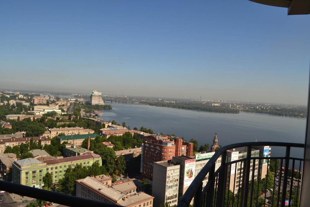 Skytech Most City Hotel 19 Floor Panoramic View Dnipro Dış mekan fotoğraf