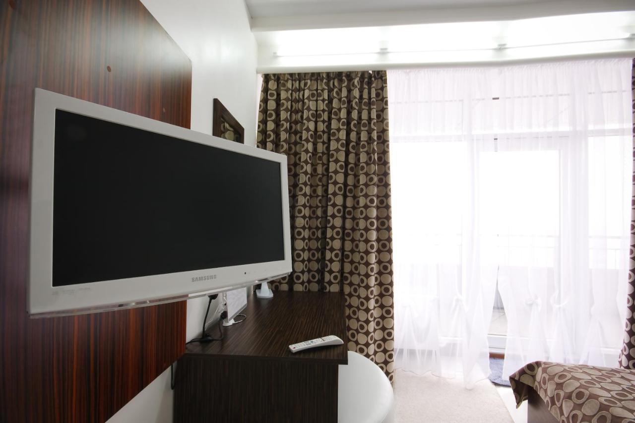 Skytech Most City Hotel 19 Floor Panoramic View Dnipro Dış mekan fotoğraf