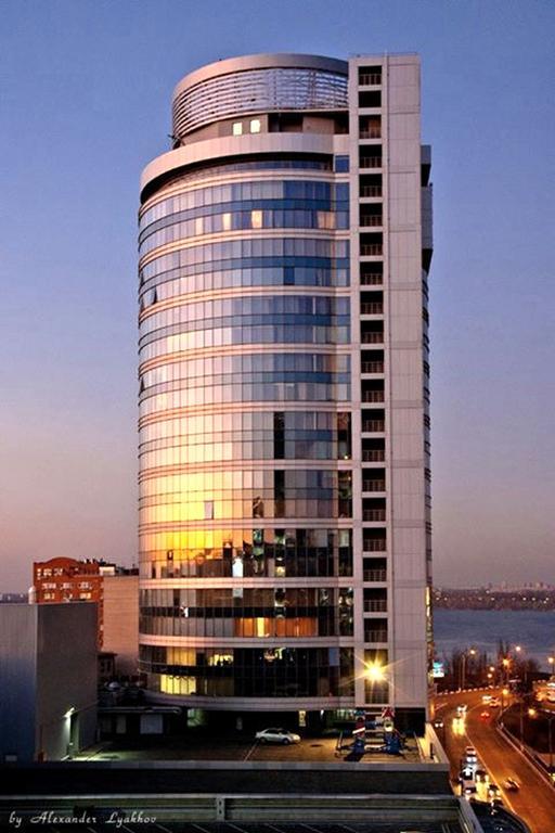 Skytech Most City Hotel 19 Floor Panoramic View Dnipro Dış mekan fotoğraf